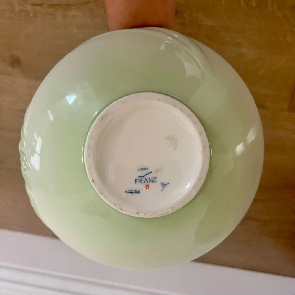 Franz Collection Porcelain Spring Ladybug Flowers Vase 9” Signed Retired FZ00468